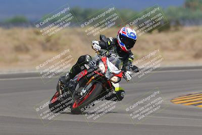 media/Sep-11-2022-SoCal Trackdays (Sun) [[81b7e951af]]/Turn 16 (945am)/